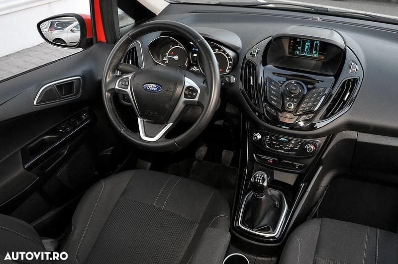 Second-hand Ford B-MAX Titanium 95 CP (69 kW) 2013 Culoareportocaliu Monovolum