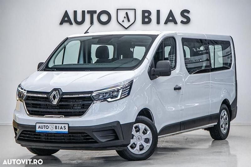 Culoarealb Utilizat 2022 Renault Trafic Life Monovolum | 17.950 EUR (Super Preț) - Imagine 1/4