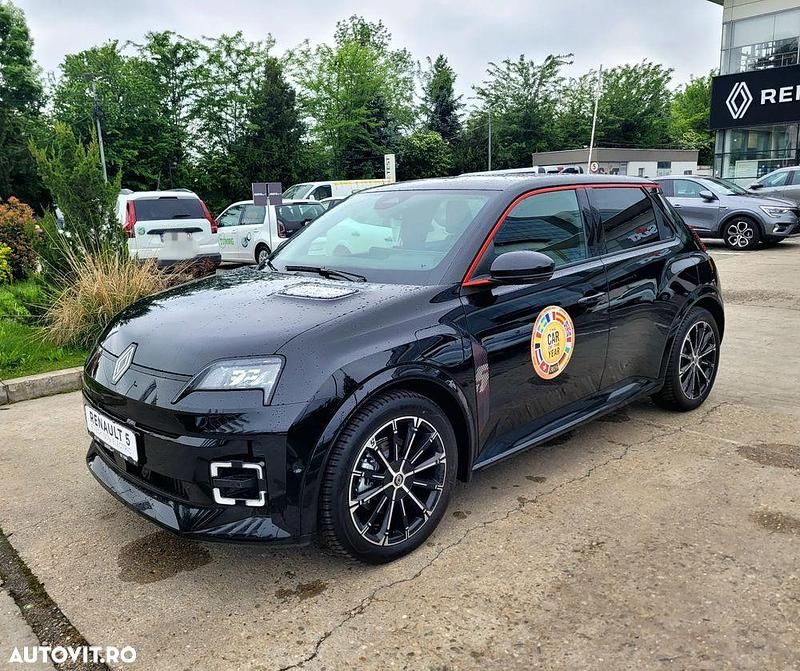 Negru Nouă 2025 Renault R5 Iconic Hatchback | 31.625 EUR - Imagine 1/4