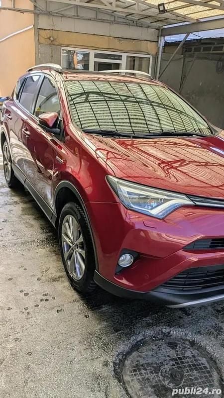 Rosu Second-hand 2018 Toyota RAV4 Hybrid SUV | 20.200 EUR (Preț bun) - Imagine 1/4