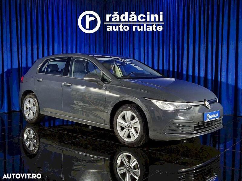 Second-hand VW Golf VIII 115 CP (84 kW) 2021 Culoaregri Hatchback