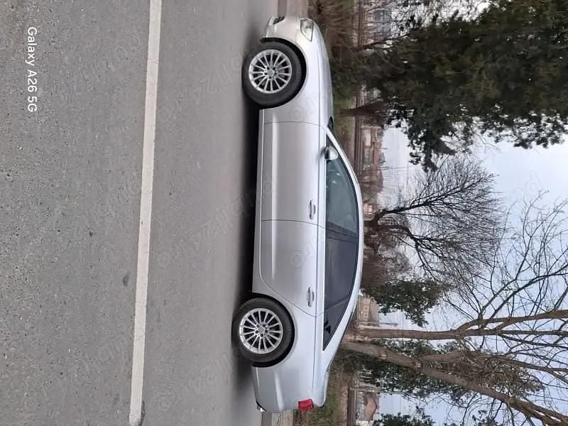 Second-hand Audi A6 177 CP (130 kW) 2013 Argintiu Berlinǎ