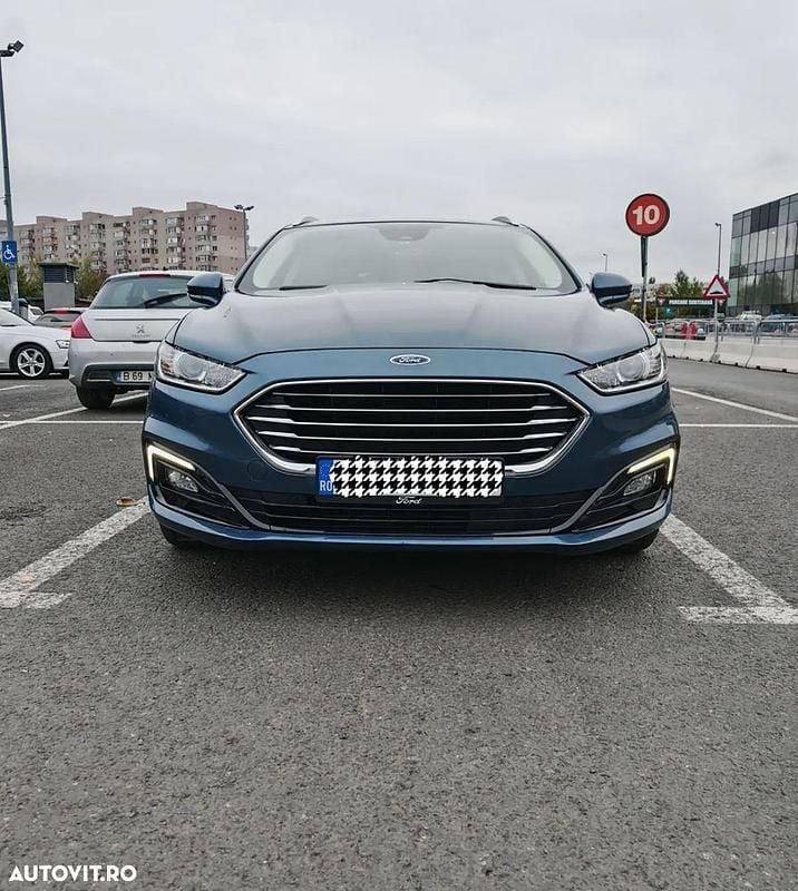 Culoarealbastru Utilizat 2019 Ford Mondeo Titanium Break | 10.800 EUR (Preț bun) - Imagine 1/4