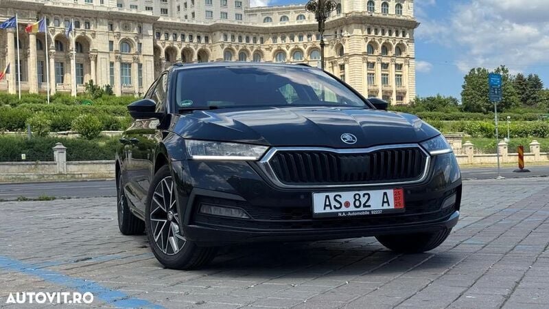 Negru Utilizat 2022 Skoda Octavia Clever Break | 15.800 EUR (Preț OK) - Imagine 1/4