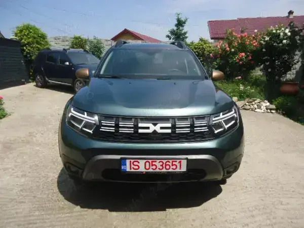 Verde Utilizat 2023 Dacia Duster Extreme SUV | 19.800 EUR (Scump) - Imagine 1/4