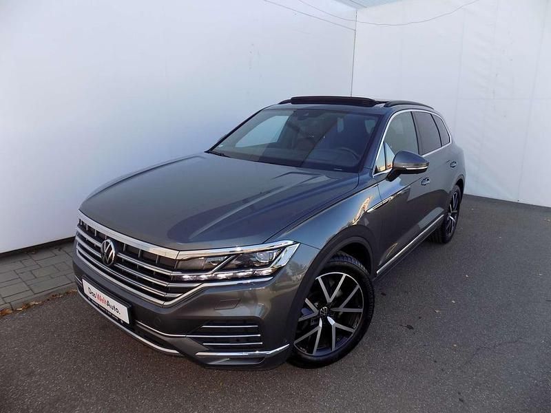Gri mediumetalicperleffect Utilizat 2023 VW Touareg Elegance SUV | 52.790 EUR (Puțin scump) - Imagine 1/4