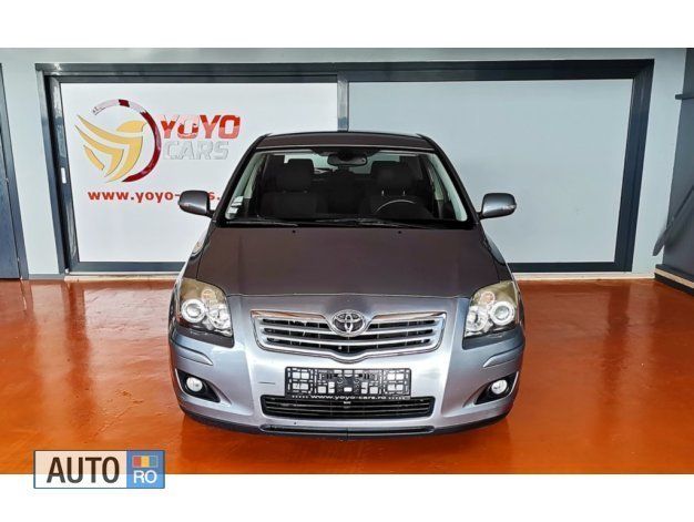 Argintiu Utilizat 2008 Toyota Avensis Berlinǎ | 4.490 EUR (Preț OK) - Imagine 1/4