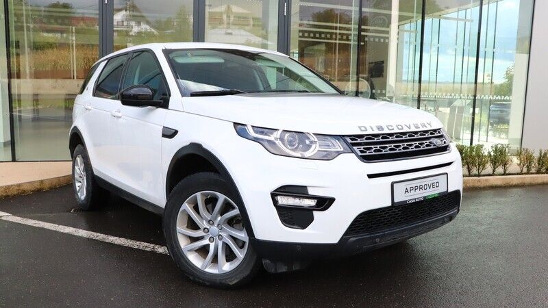 Fuji white Utilizat 2017 Land Rover Discovery Sport S SUV | 26.800 EUR - Imagine 1/4