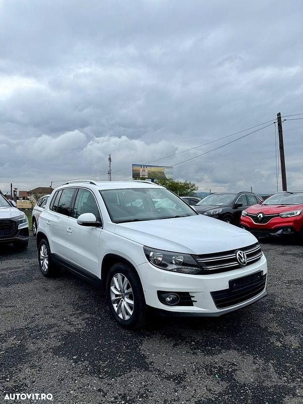 Culoarealb Utilizat 2014 VW Tiguan Comfortline SUV | 9.800 EUR (Preț OK) - Imagine 1/4