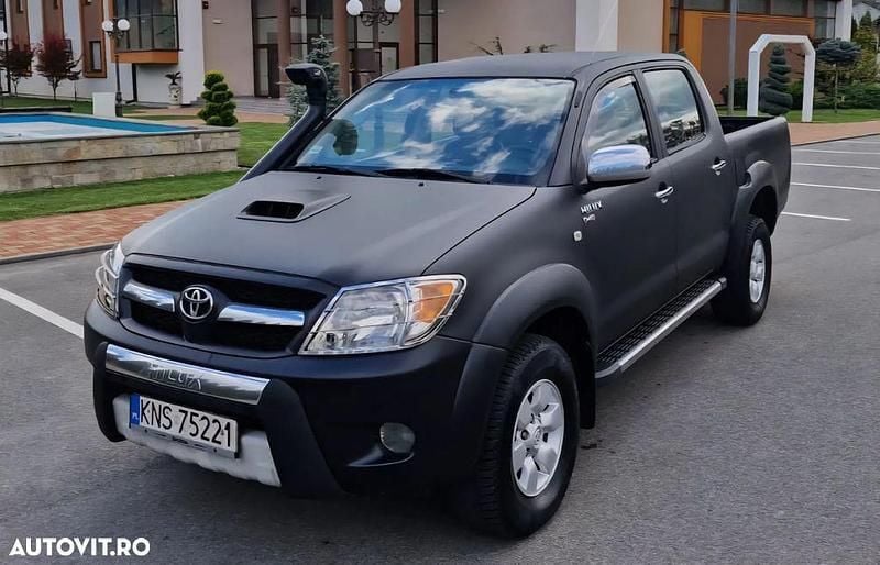 Culoarenegru Utilizat 2008 Toyota HiLux Pickup | 11.499 EUR (Preț OK) - Imagine 1/4