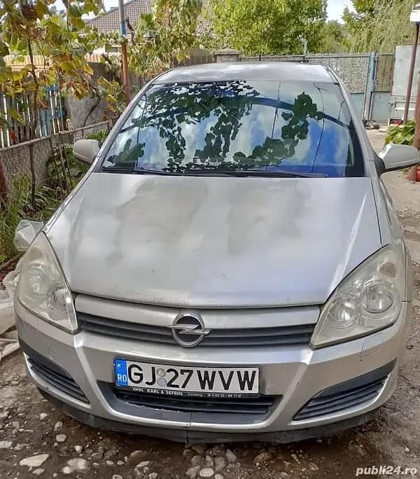 Gri Utilizat 2005 Opel Astra Hatchback | 1.400 EUR (Preț OK) - Imagine 1/3