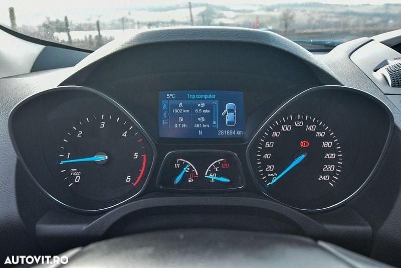 Second-hand Ford Kuga 140 CP (102 kW) 2014 Culoaregri SUV