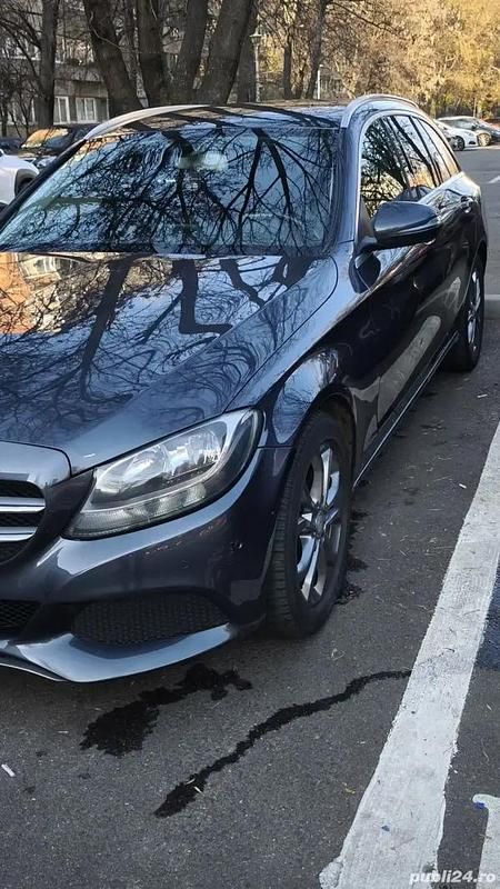 Second-hand Mercedes C180 116 CP (85 kW) 2015 Gri Break
