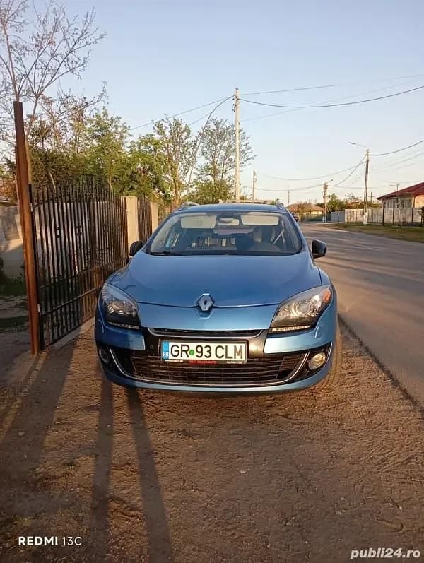 Utilizat 2012 Renault Mégane III Hatchback | 3.900 EUR (Preț bun) - Imagine 1/4