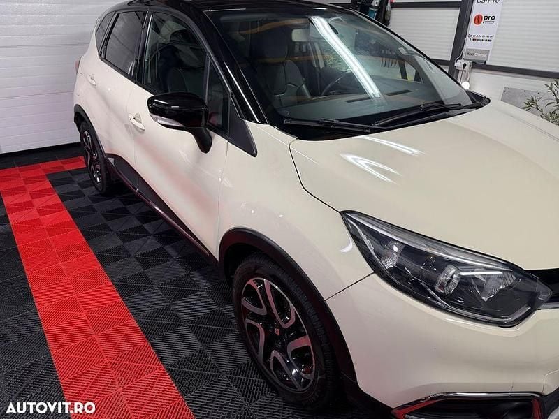 Second-hand Renault Captur Expression 90 CP (66 kW) 2015 Culoarebej SUV