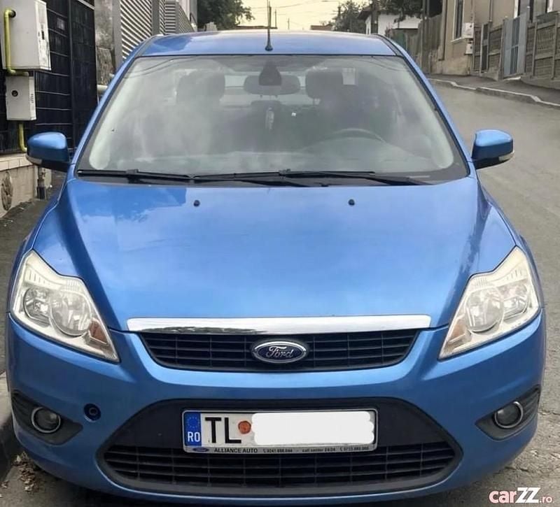 Second-hand Ford Focus 100 CP (73 kW) 2010 Albastru Berlinǎ