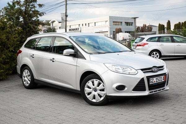 Argintiu Utilizat 2012 Ford Focus Berlinǎ | 5.150 EUR (Puțin scump) - Imagine 1/4