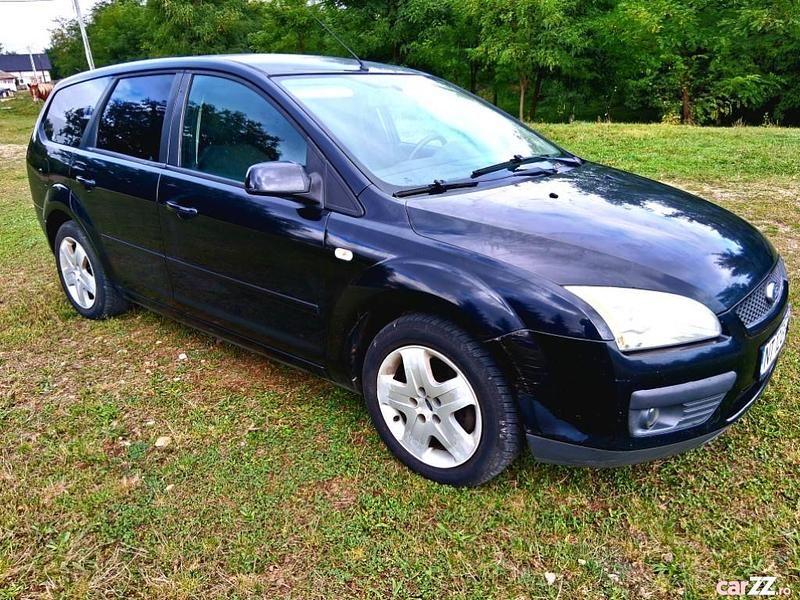 Negru Utilizat 2007 Ford Focus Berlinǎ | 1.750 EUR (Preț OK) - Imagine 1/4