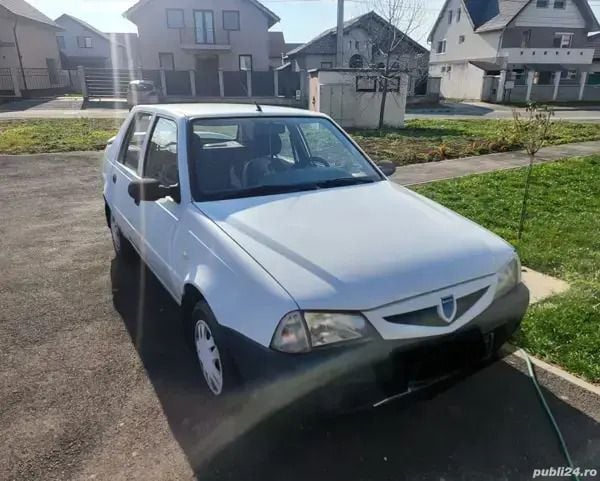 Utilizat 2004 Dacia Solenza Hatchback | 900 EUR - Imagine 1/4