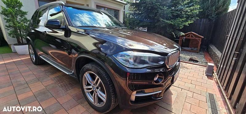 Second-hand BMW X5 313 CP (230 kW) 2016 Culoaremaro SUV