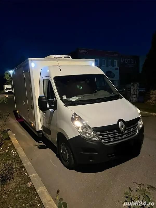 Utilizat 2017 Renault Master | 8.500 EUR (Super Preț) - Imagine 1/4