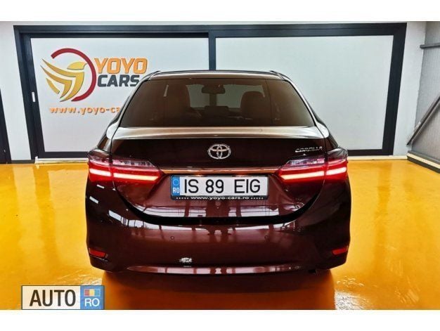 Second-hand Toyota Corolla 90 CP (66 kW) 2017 Berlinǎ