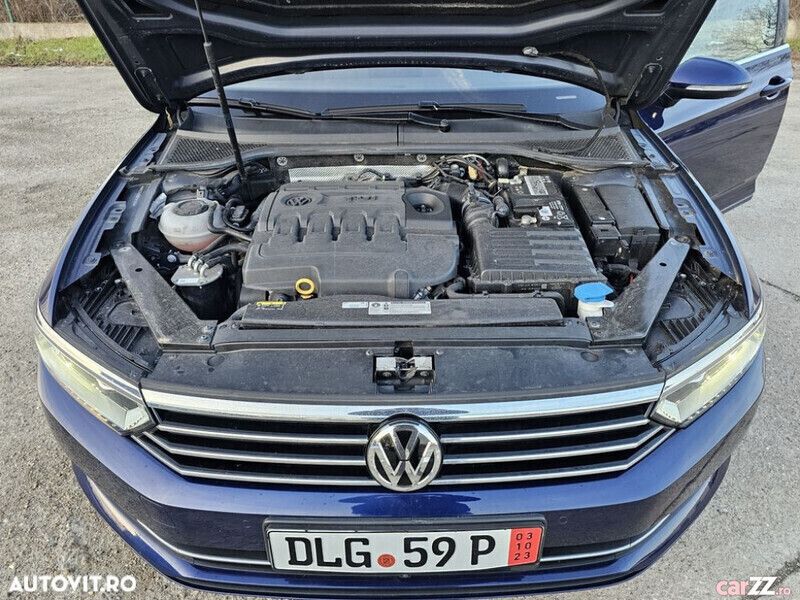 Second-hand VW Passat Comfortline 150 CP (110 kW) 2019 Albastru Break