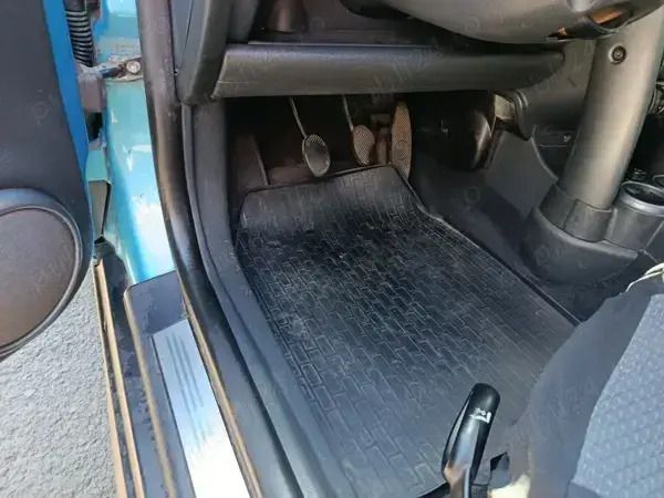 Utilizat 2005 Mini Cooper Hatchback | 2.200 EUR - Imagine 1/4