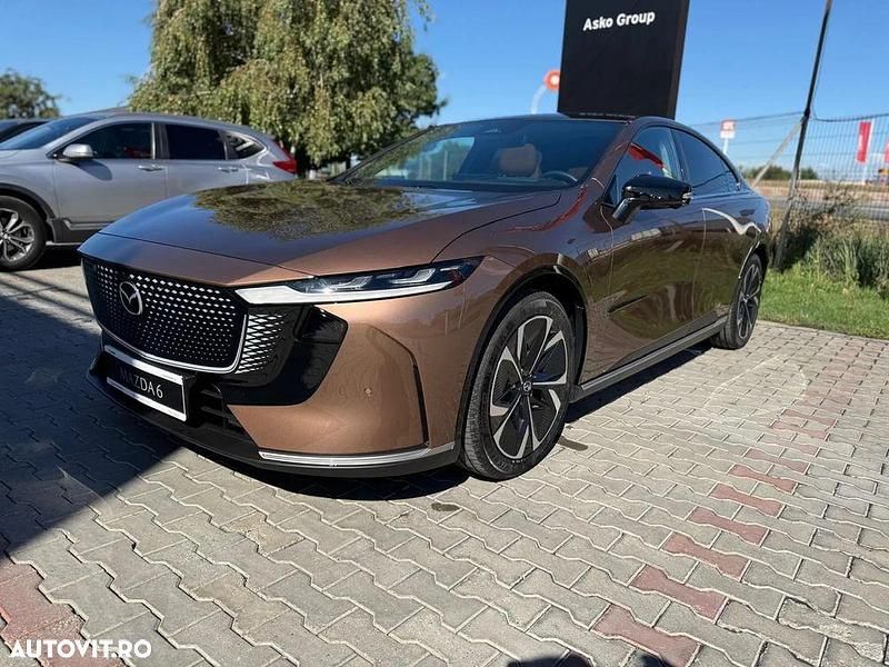 Culoaremaro Nouă 2025 Mazda 6e Berlinǎ | 37.890 EUR - Imagine 1/4