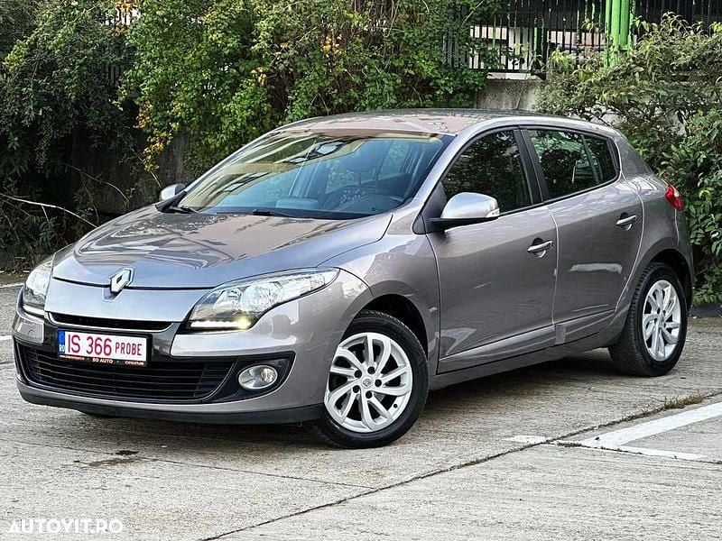 Culoaremaro Utilizat 2013 Renault Mégane III LIMITED Hatchback | 5.490 EUR (Preț OK) - Imagine 1/4
