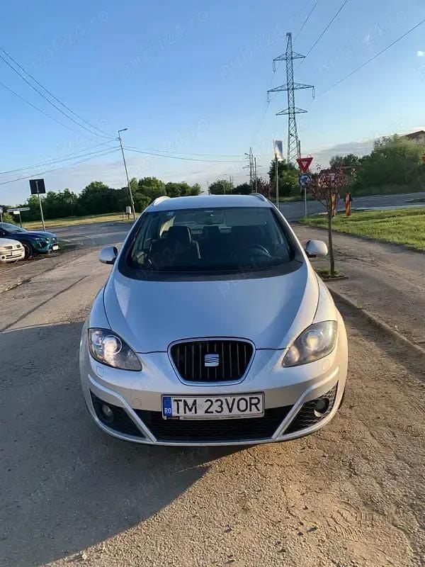 Utilizat 2013 Seat Altea XL Monovolum | 4.680 EUR (Preț OK) - Imagine 1/4