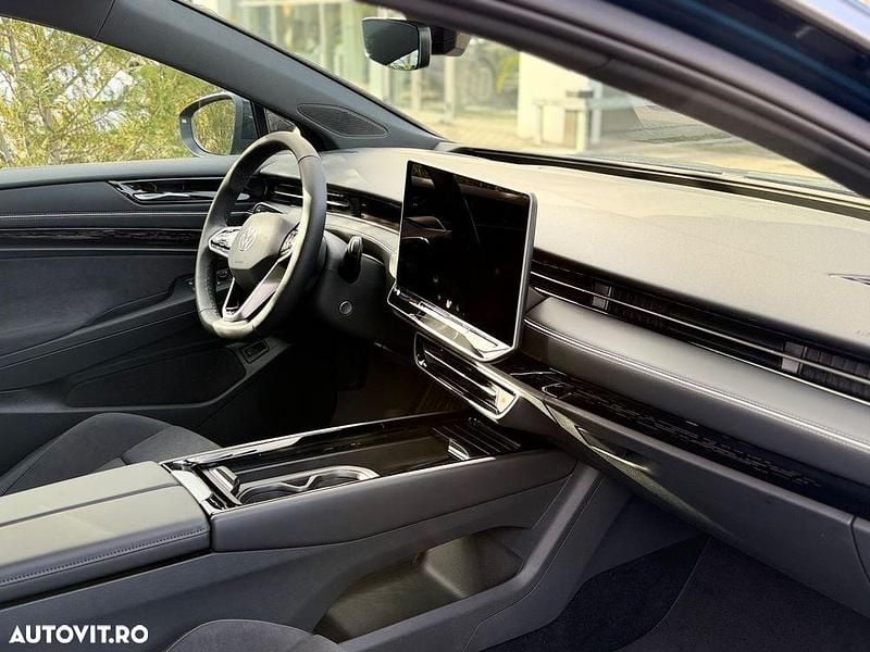 Nouă VW ID.7 Pro 210 kW (286 CP) 2025 Culoarealbastru Berlinǎ