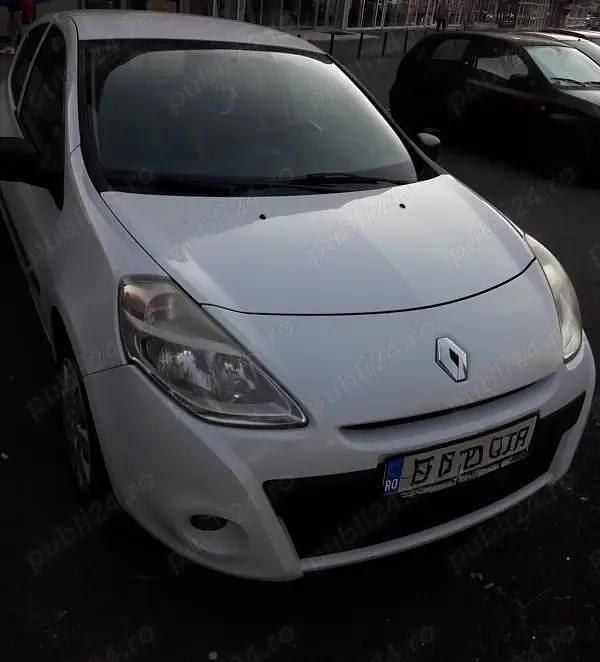 Utilizat 2011 Renault Clio III Hatchback | 2.300 EUR - Imagine 1/4
