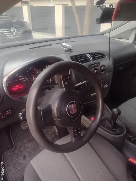 Utilizat 2007 Seat Leon Hatchback | 2.600 EUR (Preț OK) - Imagine 1/4