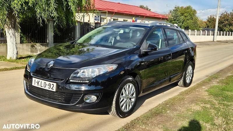 Culoarenegru Utilizat 2013 Renault Mégane GrandTour Bose Edition Break | 4.950 EUR (Preț OK) - Imagine 1/4