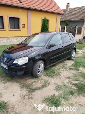 Negru Utilizat 2006 VW Polo Hatchback | 1.450 EUR (Preț OK) - Imagine 1/4