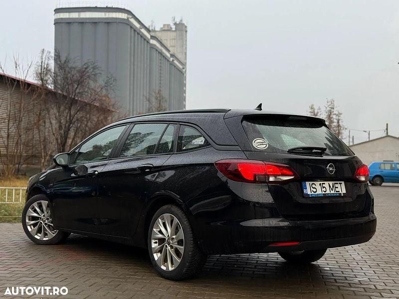 Second-hand Opel Astra Active 136 CP (100 kW) 2018 Culoarenegru Break