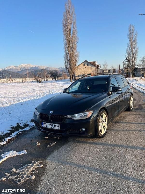 Culoarenegru Utilizat 2014 BMW 318 Comfort Edition Hatchback | 7.500 EUR (Super Preț) - Imagine 1/4