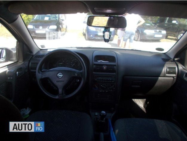 Second-hand Opel Astra 101 CP (74 kW) 2001 Argintiu Break