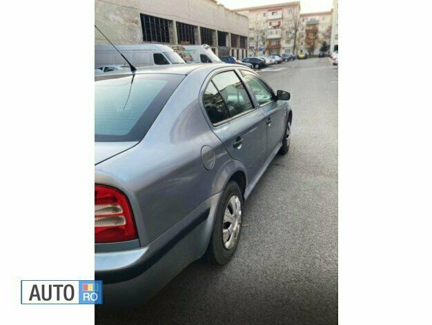 Second-hand Skoda Octavia 75 CP (55 kW) 2003 Albastru Berlinǎ