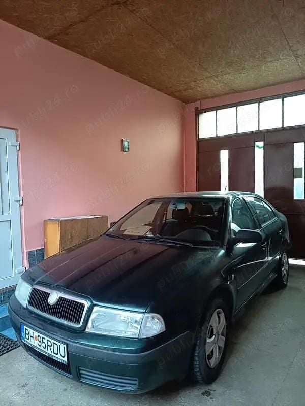 Second-hand Skoda Octavia 102 CP (75 kW) 2004 Berlinǎ