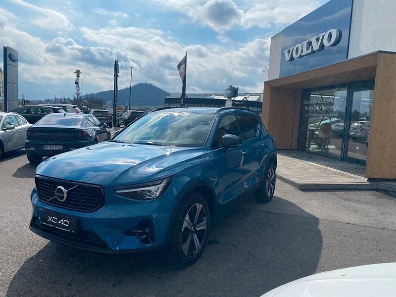 Utilizat 2023 Volvo XC40 Plus SUV | 37.153 EUR - Imagine 1/1
