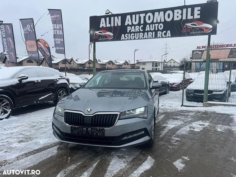 Culoaregri Utilizat 2020 Skoda Superb Premium Edition Berlinǎ | 18.900 EUR (Preț OK) - Imagine 1/4