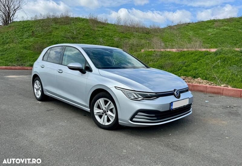 Argint Utilizat 2021 VW Golf VIII Life Hatchback | 14.490 EUR (Preț bun) - Imagine 1/3