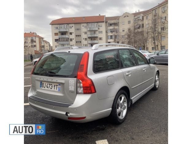 Second-hand Volvo V50 114 CP (83 kW) 2011 Argintiu Break