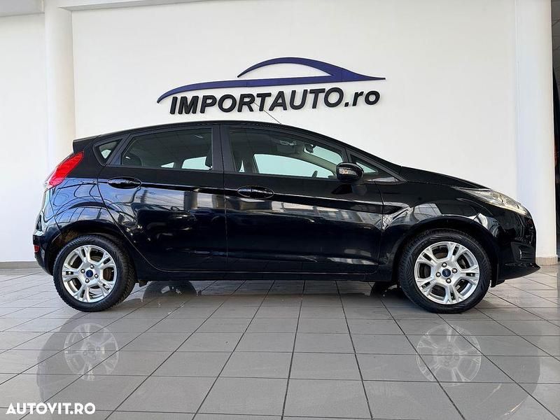 Second-hand Ford Fiesta Titanium 80 CP (58 kW) 2016 Culoarenegru