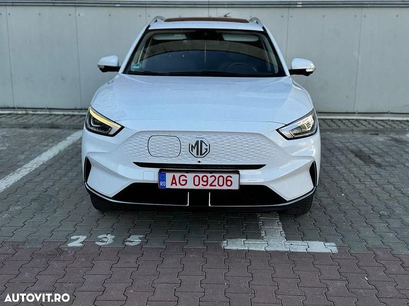 Second-hand MG ZS Luxury 130 kW (177 CP) 2022 Culoarealb SUV