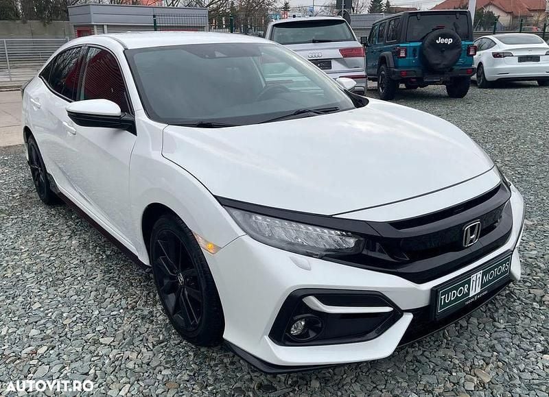 Second-hand Honda Civic Sport 182 CP (133 kW) 2021 Culoarealb Hatchback