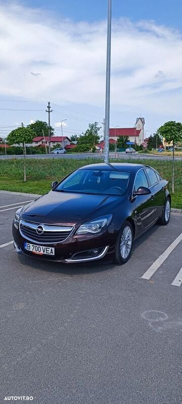 Maro Utilizat 2016 Opel Insignia Cosmo Hatchback | 8.450 EUR (Preț OK) - Imagine 1/4