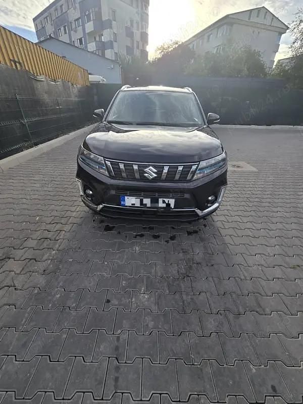 Negru Utilizat 2023 Suzuki Vitara SUV | 19.500 EUR (Puțin scump) - Imagine 1/4